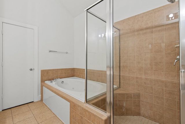 3501 Link Valley Drive 102, Houston, TX 77025