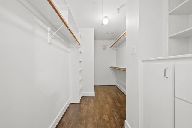 3501 Link Valley Drive 102, Houston, TX 77025