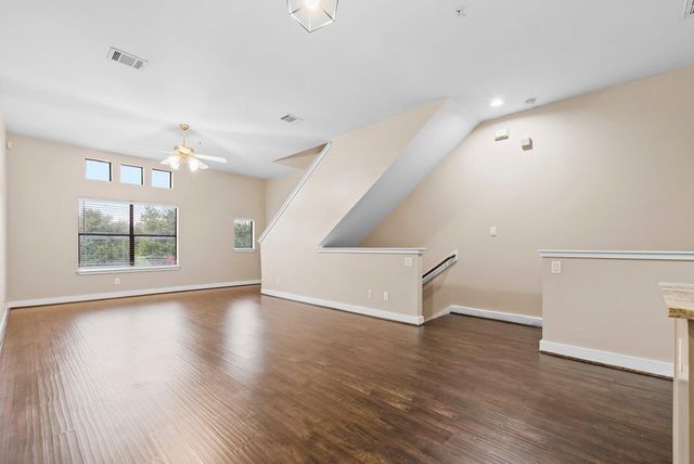 3501 Link Valley Drive 102, Houston, TX 77025