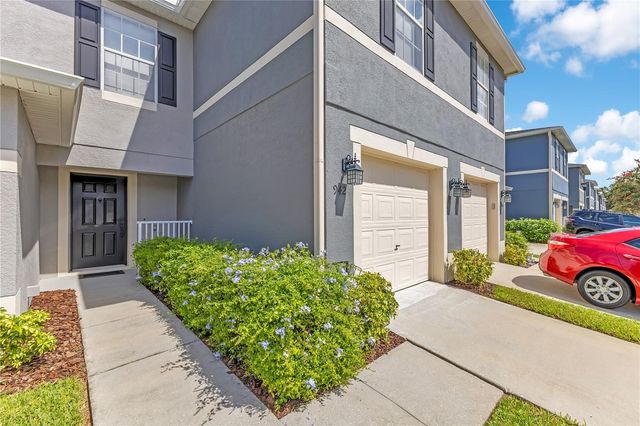 942 COQUINA ROCK STREET, Orlando, FL 32828