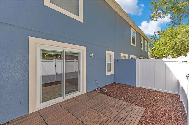 942 COQUINA ROCK STREET, Orlando, FL 32828