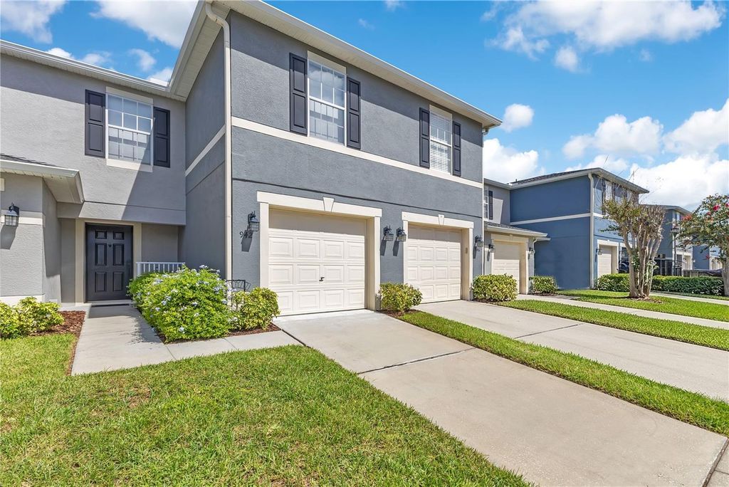 942 COQUINA ROCK STREET, Orlando, FL 32828