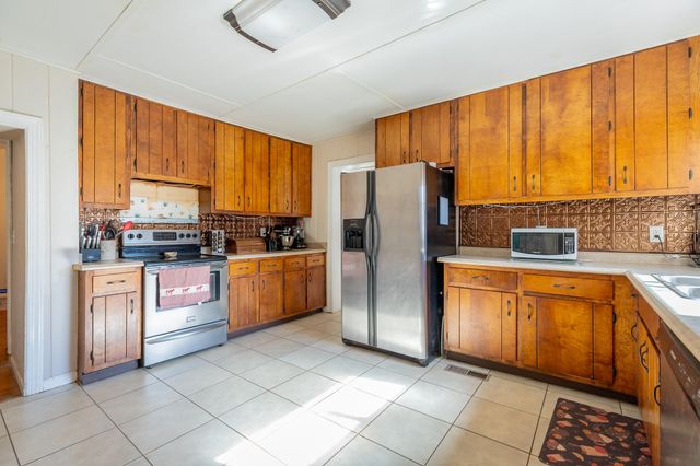 746 Maple Street, Whitwell, TN 37397