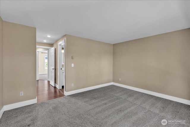 607 Bathke Ave, Enumclaw, WA 98022