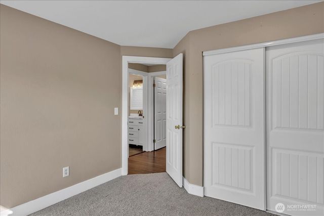 607 Bathke Ave, Enumclaw, WA 98022