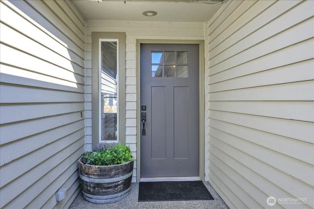 607 Bathke Ave, Enumclaw, WA 98022