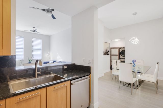 511 SE 5th Ave 2412, Fort Lauderdale, FL 33301