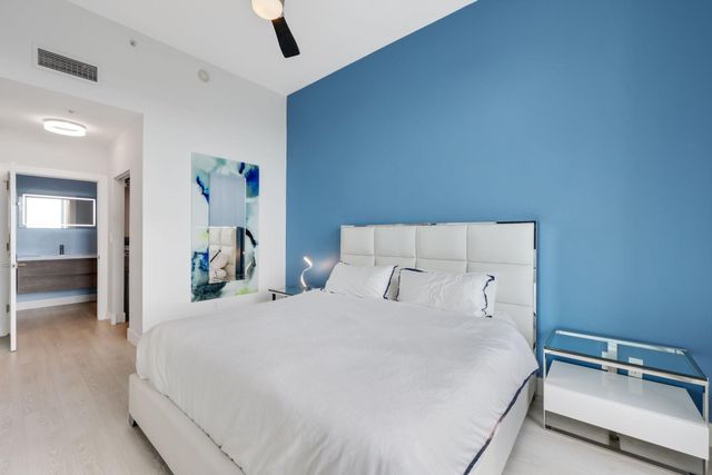 511 SE 5th Ave 2412, Fort Lauderdale, FL 33301