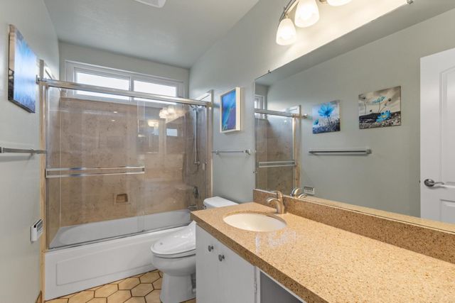 1020 Everglades Drive, Pacifica, CA 94044