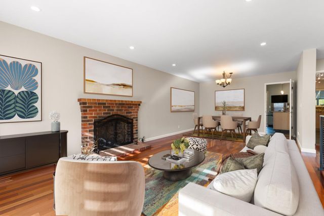 1020 Everglades Drive, Pacifica, CA 94044