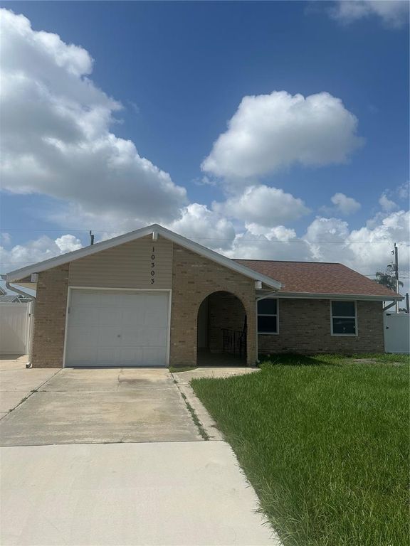 10303 123RD AVENUE, Largo, FL 33773