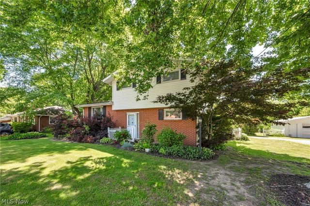 4005 Selnik Road, Kent, OH 44240