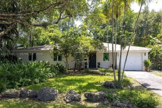 6390 SW 69th St, South Miami, FL 33143
