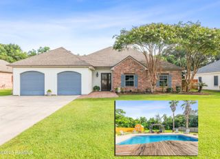 202 Anslem Drive, Youngsville, LA 70592