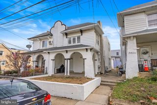 25 N PENNOCK AVE, Upper Darby, PA 19082