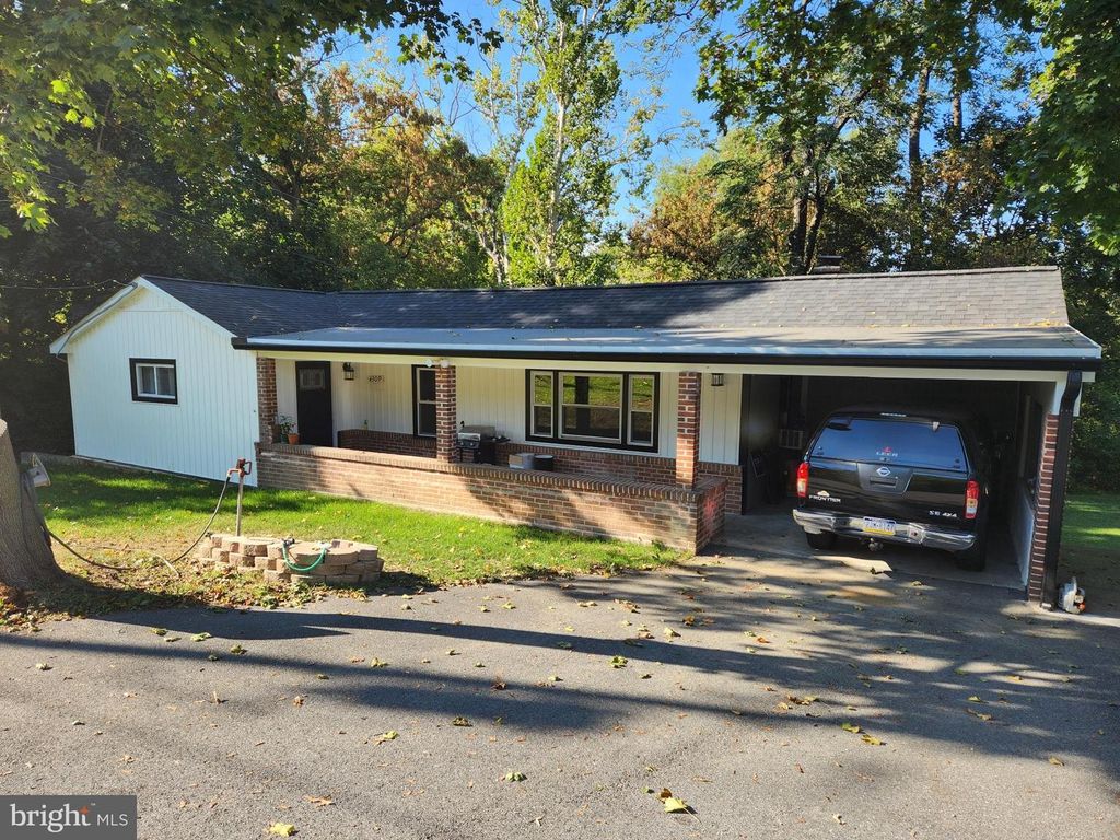 4309 MARIETTA AVE, Columbia, PA 17512