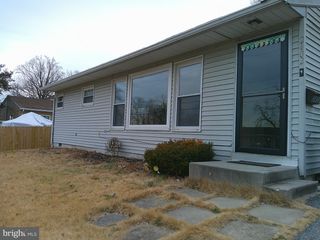 2402 OWEN DR, Wilmington, DE 19808