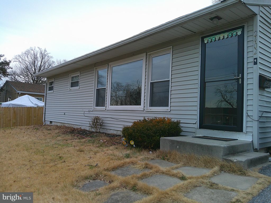 2402 OWEN DR, Wilmington, DE 19808