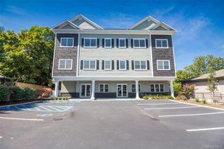 41 Green Street 2D, Huntington, NY 11743