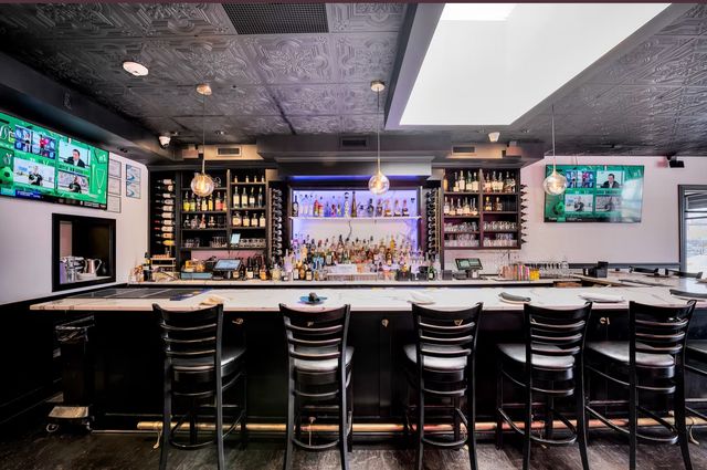 6906 Windsor Avenue, Berwyn, IL 60402