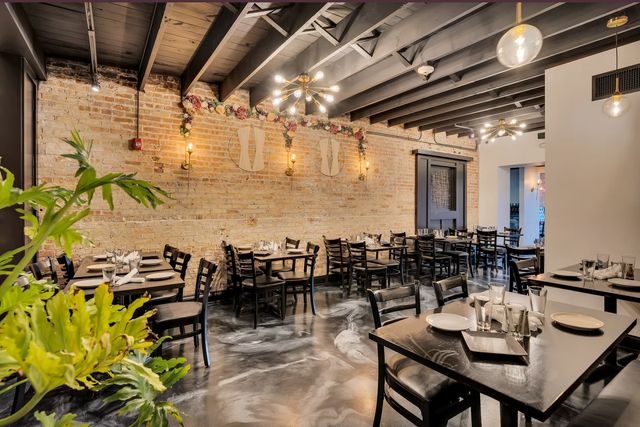 6906 Windsor Avenue, Berwyn, IL 60402