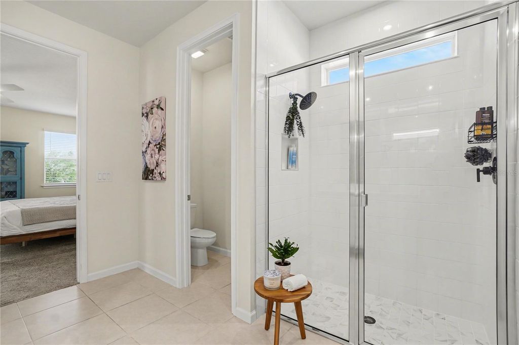 Image 14 of property listing at 18065 GRAND PROSPERITY DRIVE, Venice, FL 34293