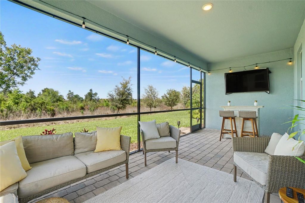 Image 24 of property listing at 18065 GRAND PROSPERITY DRIVE, Venice, FL 34293