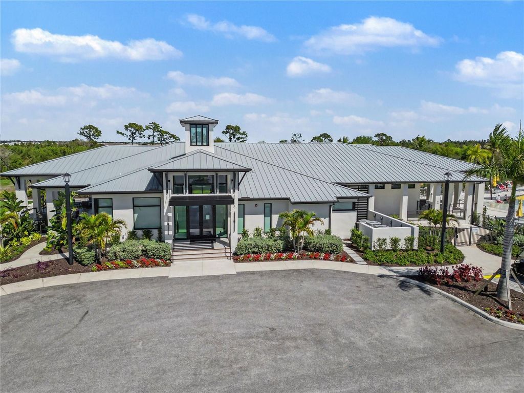 Image 26 of property listing at 18065 GRAND PROSPERITY DRIVE, Venice, FL 34293