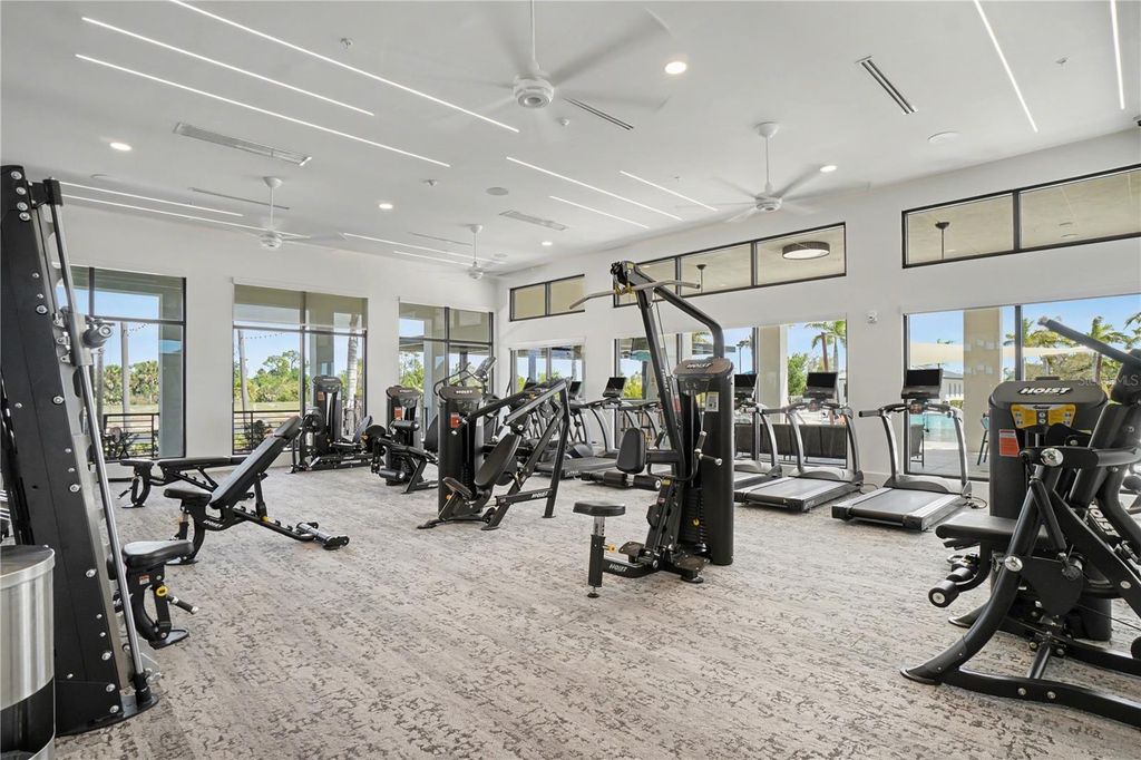 Image 27 of property listing at 18065 GRAND PROSPERITY DRIVE, Venice, FL 34293