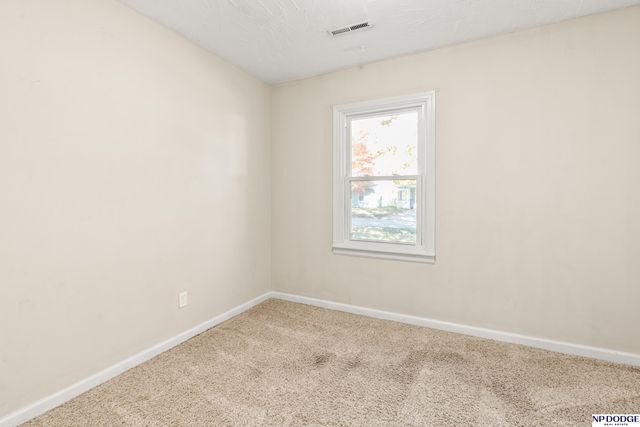 1305 Janbrook Boulevard, Carter Lake, IA 51510