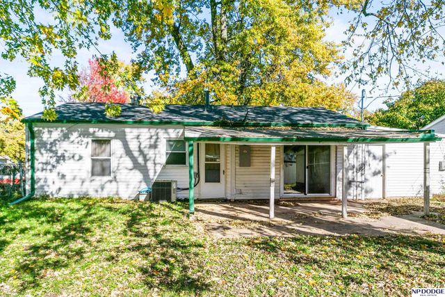 1305 Janbrook Boulevard, Carter Lake, IA 51510