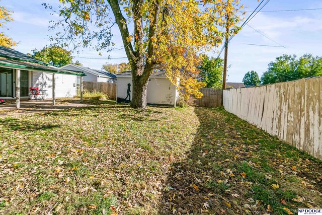 1305 Janbrook Boulevard, Carter Lake, IA 51510