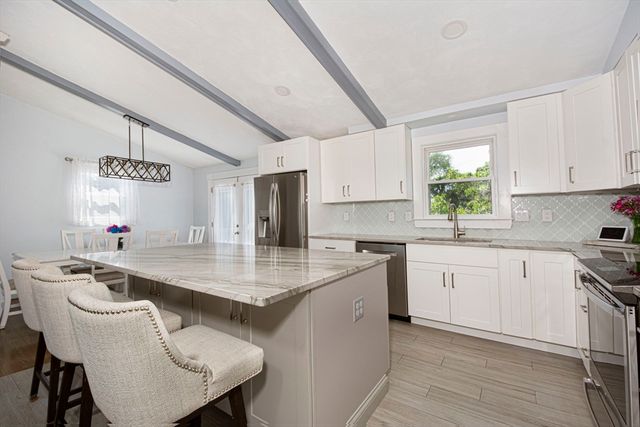 219 Prospect St, Shrewsbury, MA 01545