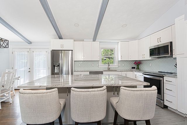 219 Prospect St, Shrewsbury, MA 01545