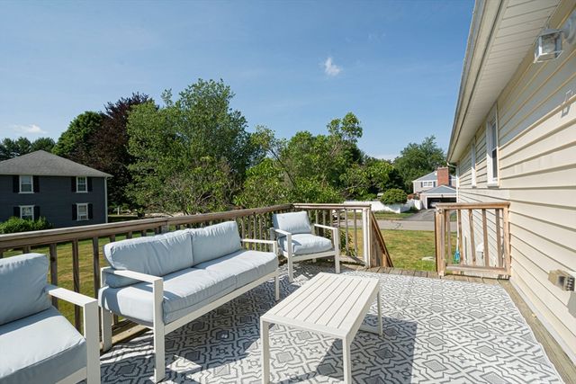 219 Prospect St, Shrewsbury, MA 01545