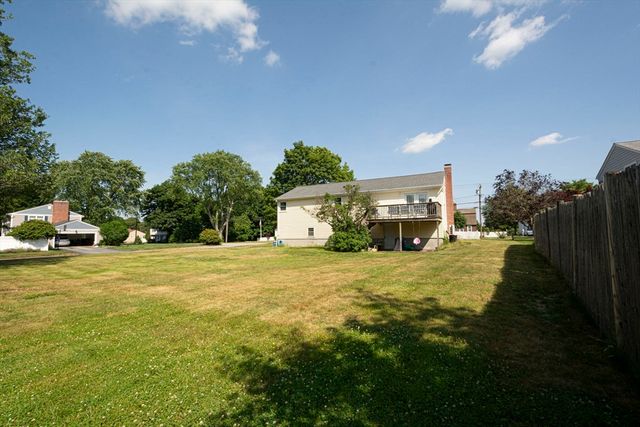 219 Prospect St, Shrewsbury, MA 01545