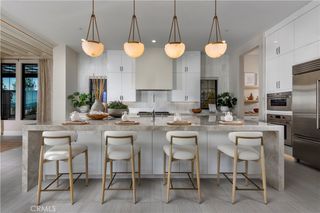 417 Narcissus, Irvine, CA 92602
