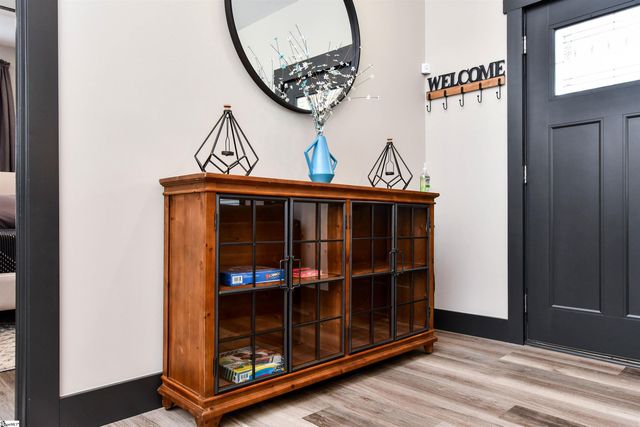 71 Dorsey Avenue, Greenville, SC 29611