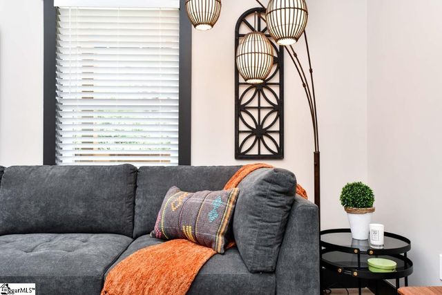 71 Dorsey Avenue, Greenville, SC 29611