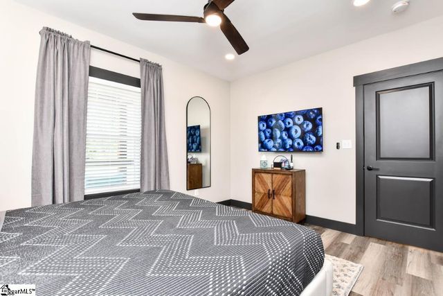 71 Dorsey Avenue, Greenville, SC 29611