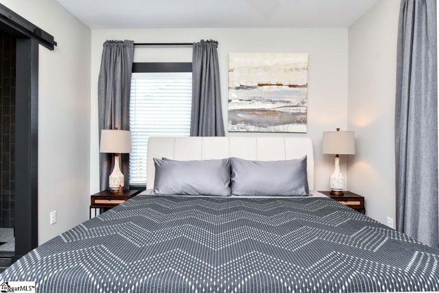 71 Dorsey Avenue, Greenville, SC 29611