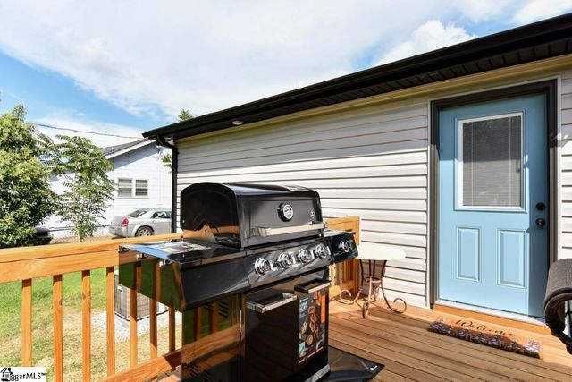 71 Dorsey Avenue, Greenville, SC 29611