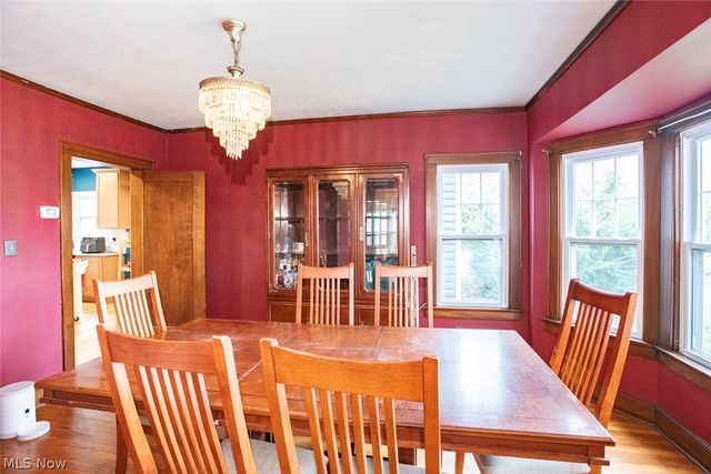 652 Parkway Boulevard, Norton, OH 44203