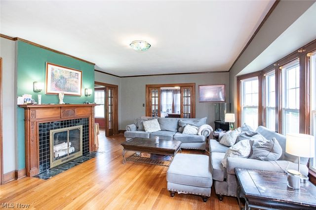 652 Parkway Boulevard, Norton, OH 44203