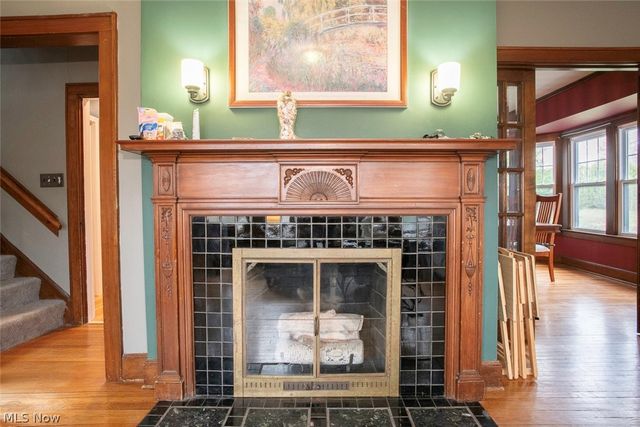 652 Parkway Boulevard, Norton, OH 44203