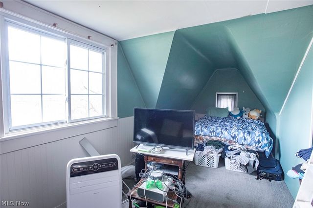 652 Parkway Boulevard, Norton, OH 44203