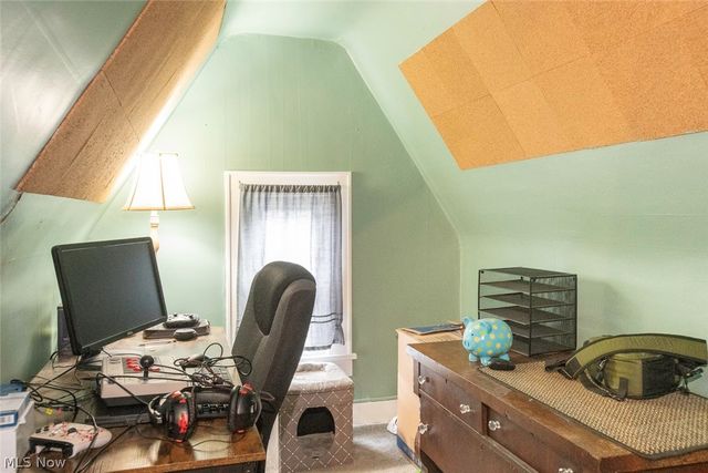 652 Parkway Boulevard, Norton, OH 44203