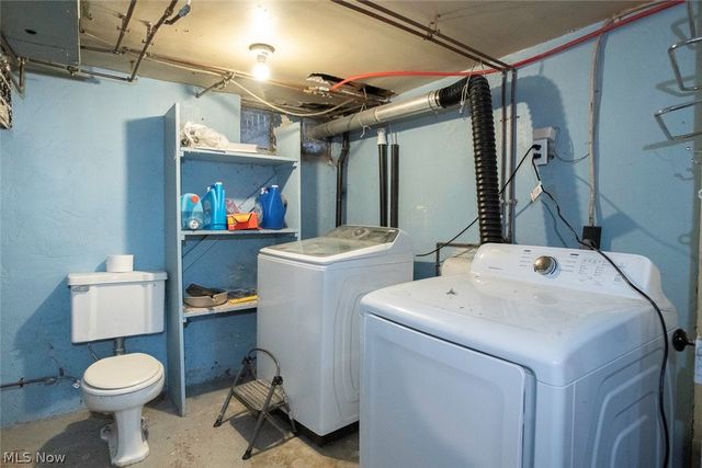 652 Parkway Boulevard, Norton, OH 44203