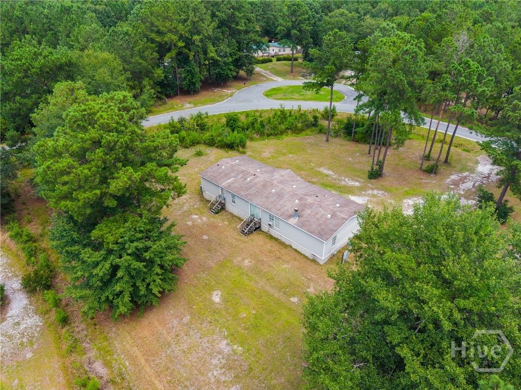 Image 31 of property listing at 121 Burnt Tree Drive, Guyton, GA 31312
