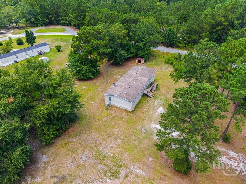 Image 32 of property listing at 121 Burnt Tree Drive, Guyton, GA 31312